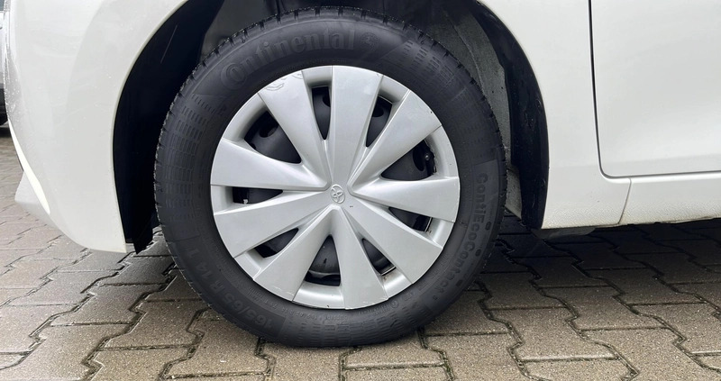 Toyota Aygo cena 33900 przebieg: 36792, rok produkcji 2016 z Polanica-Zdrój małe 211